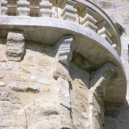 Taille et pose de balustrade